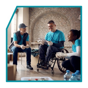 3 people in a circle together.